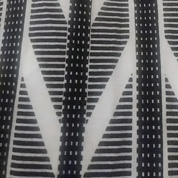 Calvin Klein top 2XL black white boho style - Picture 8 of 8